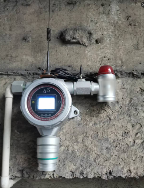 逸云天氣體檢測(cè)解決方案：賦能冶煉廠(chǎng)，筑牢安全防線(xiàn)圖片